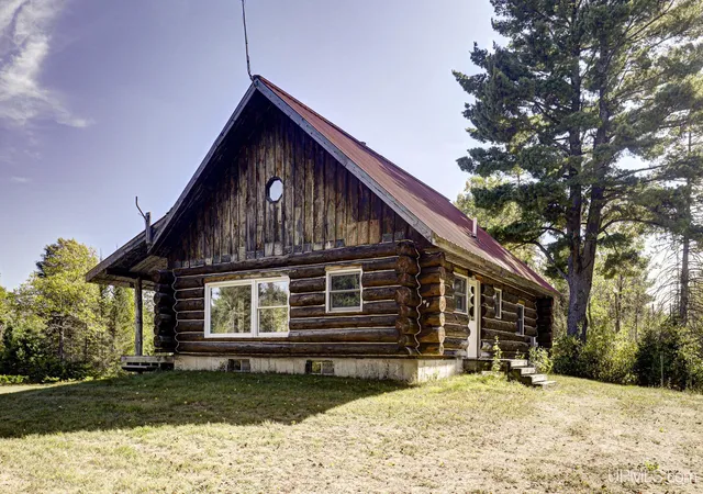 Photo 1 of Single family home for sale at 210 Pond Rd, Iron River, MI 49935 | MLS# 50220647 | Listing updated on 2026-10-06