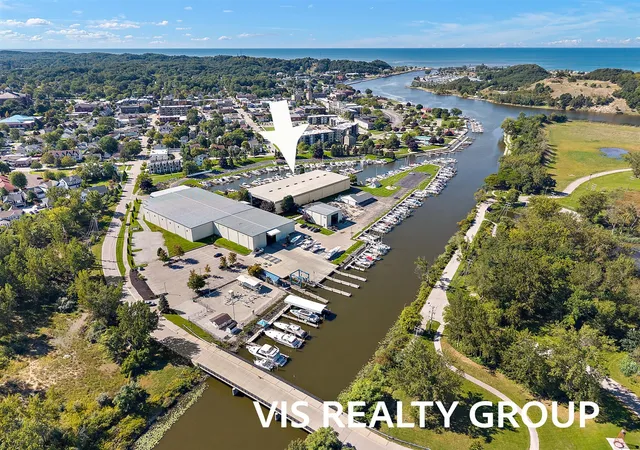 Photo 2 of Sale Pending at 135 Wharfside, Grand Haven, MI 49417 | MLS# 70558892 | Listing updated on 2026-10-13
