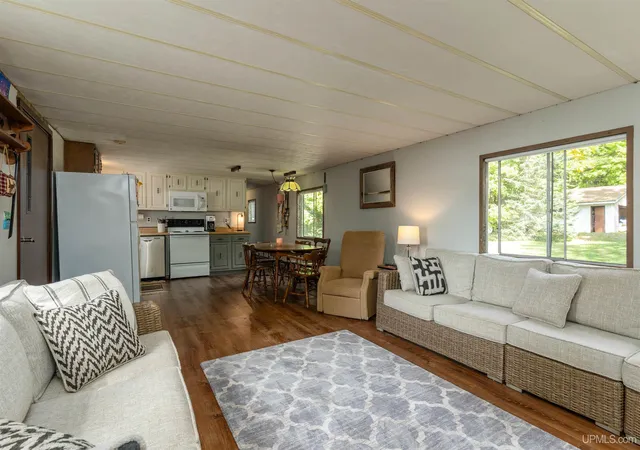 Photo 3 of Single family home for sale at 178 E Silver Lake Rd, Iron River, MI 49935 | MLS# 50223289 | Listing updated on 2026-10-14