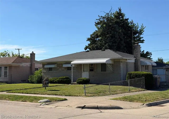Single family home for sale at 8495 Potomac, Center Line, MI 48015 | MLS# 61024238