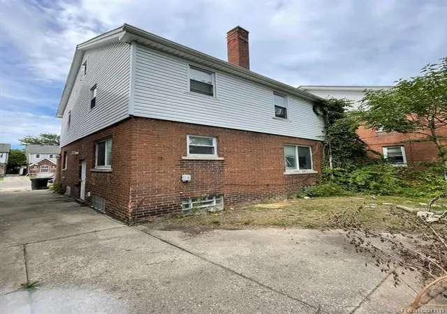 Photo 2 of Single family home for sale at 16606 Woodingham Dr, Detroit, MI 48221 2985 | MLS# 61025593 | Listing updated on 2026-09-28