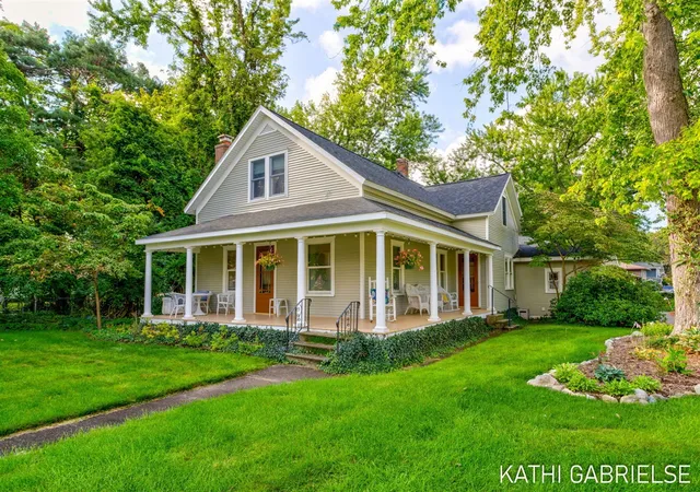 Photo 1 of Sale Pending at 379 S Lake Ave, Spring Lake, MI 49456 | MLS# 70555414 | Listing updated on 2026-09-08