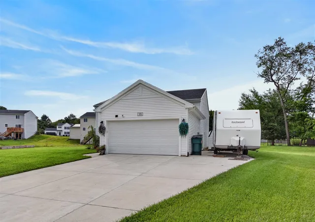 Photo 2 of Single family home for sale at 378 Lotz Ct, Wayland, MI 49348 | MLS# 70555182 | Listing updated on 2026-09-04