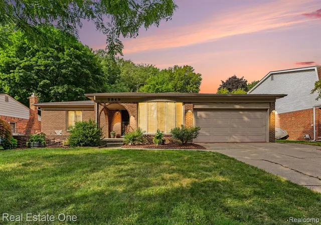 Photo 1 of Single family home for sale at 5849 Bingham Dr, Troy, MI 48085 | MLS# 61023320 | Listing updated on 2026-09-13
