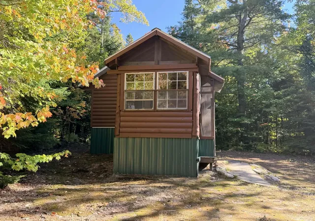 Photo 1 of Single family home for sale at 1690 Tower Rd, Newberry, MI 49868 | MLS# 80073961 | Listing updated on 2026-09-29