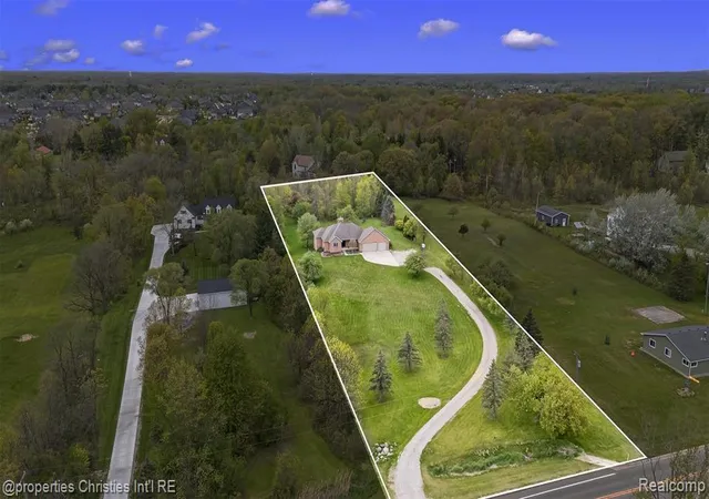 Photo 1 of Single family home for sale at 23071 Napier Rd, Northville, MI 48167 9772 | MLS# 61012031 | Listing updated on 2026-10-30