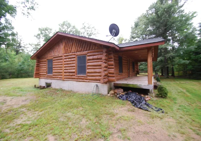 Photo 2 of Single family home for sale at 3086 Raymond Gradowski Dr, West Branch, MI 48661 | MLS# 80073266 | Listing updated on 2026-09-25