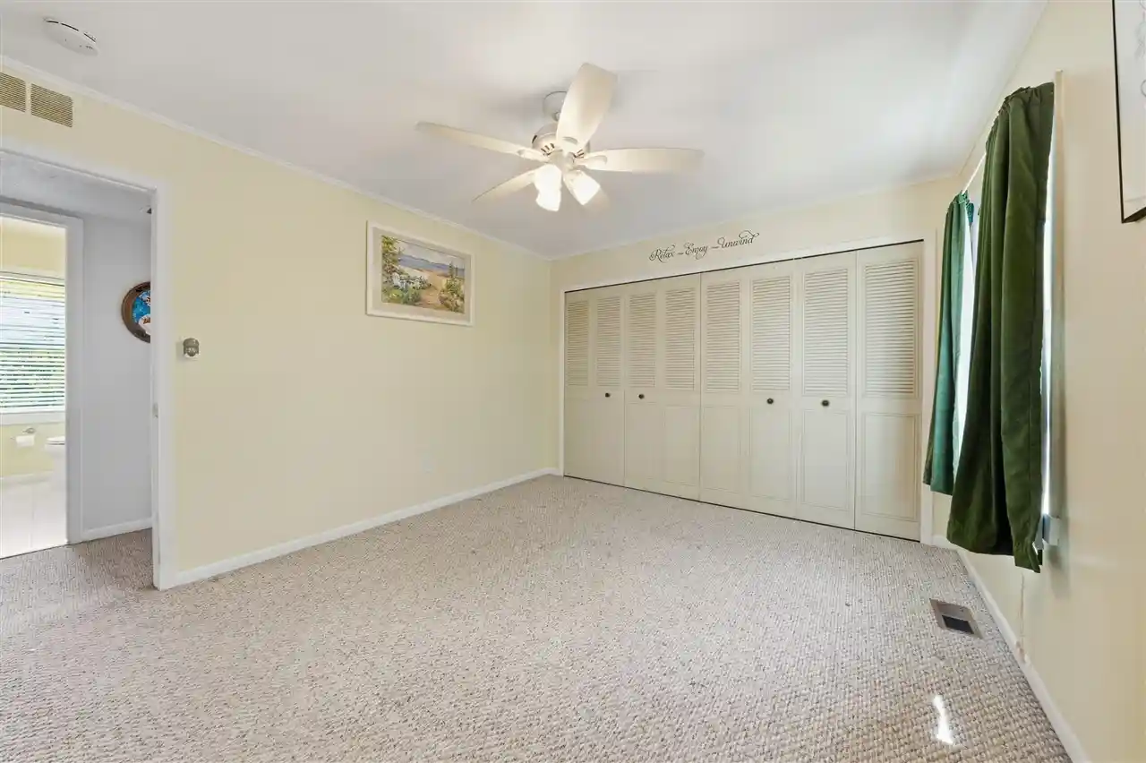 Listing Photo 14 - Condo for sale in 905 Medford Ct located at 905 Medford Ct, Rochester Hills, MI 48307 - Unit 905 Medford Ct