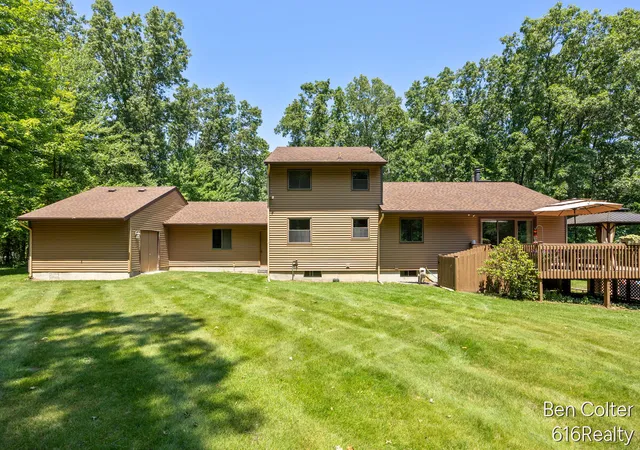 Photo 3 of Single family home for sale at 3161 Emberwood Dr, Lowell, MI 49331 | MLS# 70543934 | Listing updated on 2026-09-30