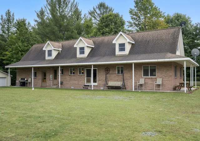 Photo 1 of Single family home for sale at 4155 Se Spencer Rd, Kalkaska, MI 49646 | MLS# 80073554 | Listing updated on 2026-10-19