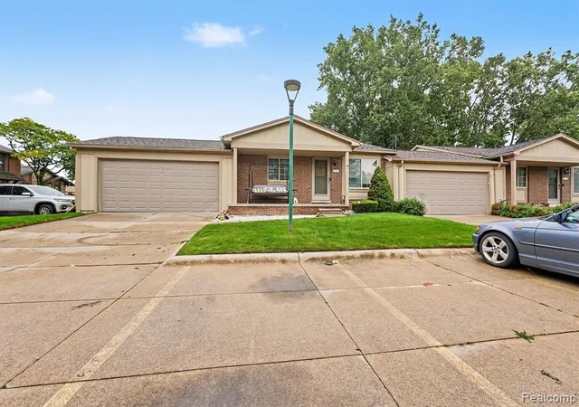 Photo 2 of Condo for sale at 24242 Old Kent Rd, Warren, MI 48091 | MLS# 61028511 | Listing updated on 2026-10-02