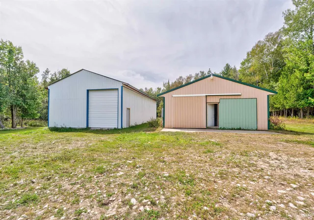 Photo 2 of Single family home for sale at 9149 Chvala Rd, Manistique, MI 49854 | MLS# 50222055 | Listing updated on 2026-10-09