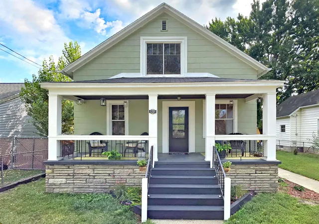 Photo 1 of Single family home for sale at 1205 Michigan Ave, Bay City, MI 48708 | MLS# 50217787 | Listing updated on 2026-09-02