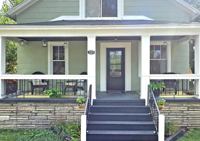Photo 3 of Single family home for sale at 1205 Michigan Ave, Bay City, MI 48708 | MLS# 50217787 | Listing updated on 2026-09-02