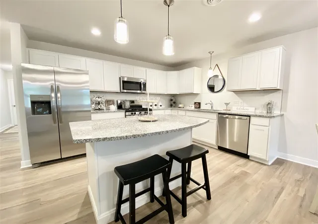 Photo 2 of Condo for sale at 4273 Highpoint Dr, Wayland, MI 49348 | MLS# 70556076 | Listing updated on 2026-09-16