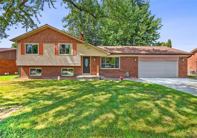 Photo 1 of Single family home for sale at 46365 Community Ctr Dr, Chesterfield, MI 48047 5203 | MLS# 61006490 | Listing updated on 2026-10-14