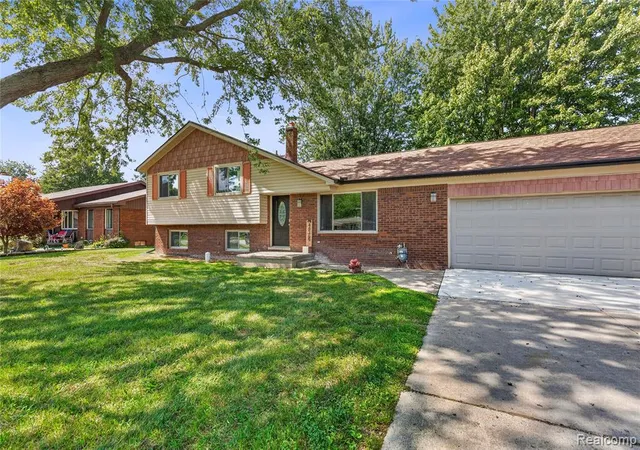 Photo 2 of Single family home for sale at 46365 Community Ctr Dr, Chesterfield, MI 48047 5203 | MLS# 61006490 | Listing updated on 2026-10-14