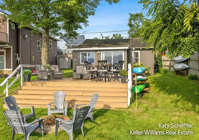 Photo 2 of Sale Pending at 11678 Maywood Dr, Sparta, MI 49345 | MLS# 70556886 | Listing updated on 2026-09-12