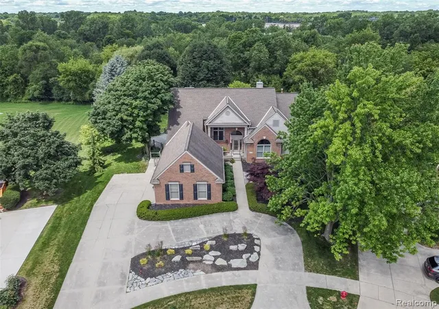 Photo 4 of Sale Pending at 21579 Trent Ct, Novi, MI 48375 4774 | MLS# 61006044 | Listing updated on 2026-10-27
