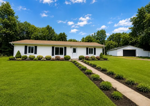 Photo 1 of Single family home for sale at 1700 Shipman Rd, Oxford, MI 48371 | MLS# 70549652 | Listing updated on 2026-10-12