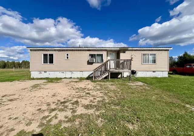 Photo 1 of Sale Pending at 14636 Airport F5 Rd, Rock, MI 49880 | MLS# 50221829 | Listing updated on 2026-10-06