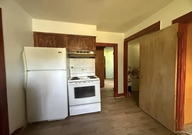 Photo 3 of Single family home for sale at 3958 Us 2 Hwy, Iron River, MI 49935 | MLS# 50221010 | Listing updated on 2026-09-16