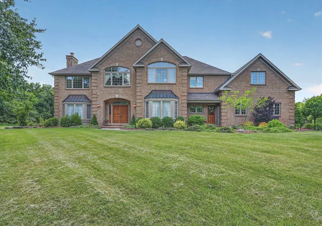 Photo 3 of Mansion for sale at 9425 Ravine Ridge Dr, Caledonia, MI 49316 | MLS# 70547169 | Listing updated on 2026-09-12
