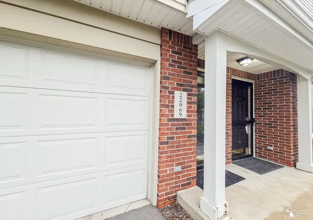 Photo 3 of Sale Pending at 22069 Fairlane Blvd #building L, Woodhaven, MI 48183 | MLS# 50222411 | Listing updated on 2026-09-27