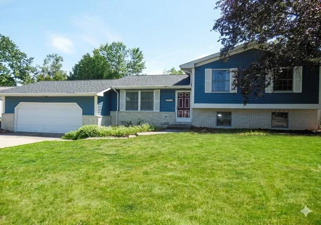 Single family home for sale at 412 Wilcox Pkwy, Clare, MI 48617 | MLS# 50210755