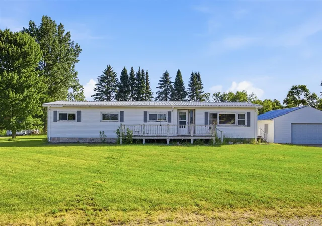 Photo 1 of Single family home for sale at 260 W Hayes St, Mecosta, MI 49332 | MLS# 70545873 | Listing updated on 2026-09-08