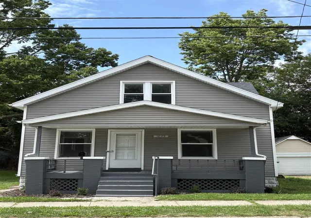 Photo 1 of Sale Pending at 1025 Hamilton Ave, Grand Rapids, MI 49504 | MLS# 70552774 | Listing updated on 2026-09-24