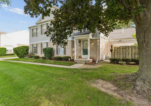 Photo 1 of Condo for sale at 24611 Lake Meadow St, Harrison Township, MI 48045 | MLS# 50221297 | Listing updated on 2026-09-18