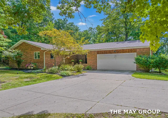 Photo 2 of Single family home for sale at 14170 Keiber Rd, Greenville, MI 48838 | MLS# 70557560 | Listing updated on 2026-09-16