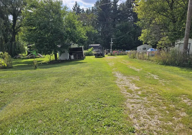 Photo 2 of Sale Pending at 377 S Stage Rd, Ionia, MI 48846 | MLS# 70556466 | Listing updated on 2026-09-08