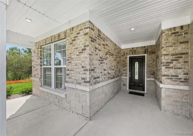 Photo 3 of Single family home for sale at 5224 Lewiston Rd, Canton, MI 48188 3605 | MLS# 61029491 | Listing updated on 2026-09-18