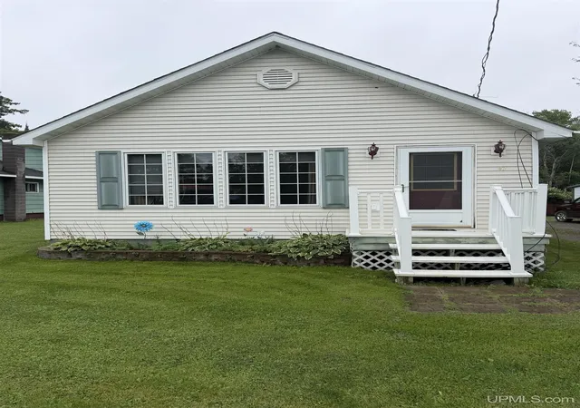 Photo 3 of Sale Pending at 47 Grand Ave, Lanse, MI 49946 | MLS# 50221116 | Listing updated on 2026-09-30