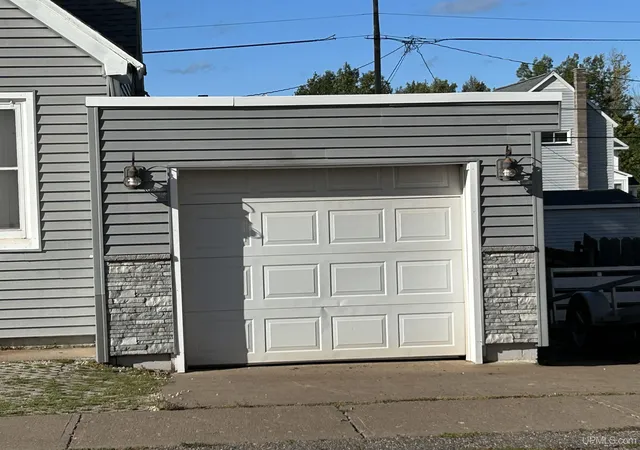 Photo 3 of Single family home for sale at 745 Wabash St, Ishpeming, MI 49849 | MLS# 50222023 | Listing updated on 2026-09-24