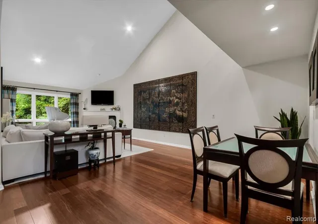 Listing Photo 4 - Condo for sale in building located at 24547 Martel Dr, Farmington Hills, MI 48335