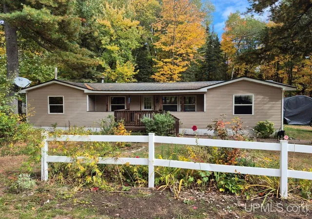 Photo 1 of Single family home for sale at 127 M 35 Rd, Negaunee, MI 49866 | MLS# 50223674 | Listing updated on 2026-10-13