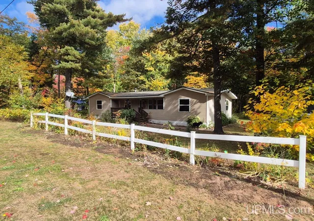 Photo 2 of Single family home for sale at 127 M 35 Rd, Negaunee, MI 49866 | MLS# 50223674 | Listing updated on 2026-10-13