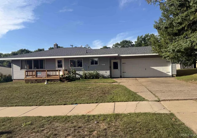 Photo 2 of Sale Pending at 627 Jopling St, Ishpeming, MI 49849 | MLS# 50220549 | Listing updated on 2026-09-16
