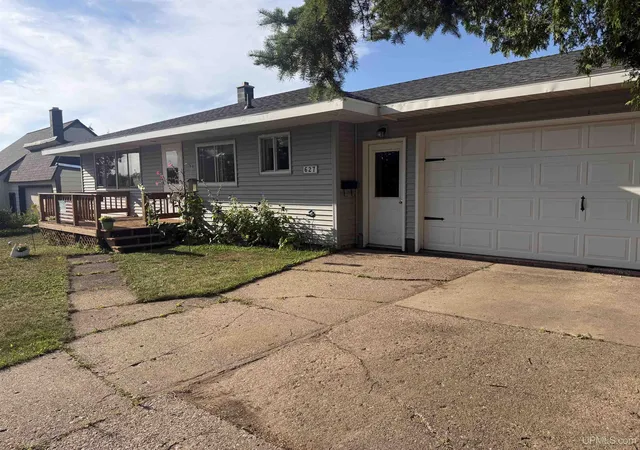 Photo 4 of Sale Pending at 627 Jopling St, Ishpeming, MI 49849 | MLS# 50220549 | Listing updated on 2026-09-16