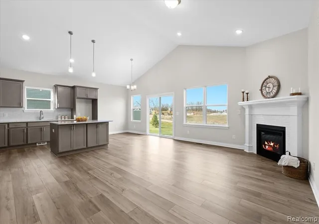 Photo 4 of Single family home for sale at 7102 Opfer Dr, Whitmore Lake, MI 48105 | MLS# 61030049 | Listing updated on 2026-10-13