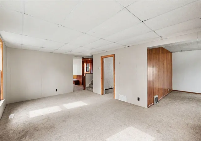 Photo 3 of Single family home for sale at 360 W 18th Street, Holland, MI 49423 | MLS# 70548359 | Listing updated on 2026-09-16