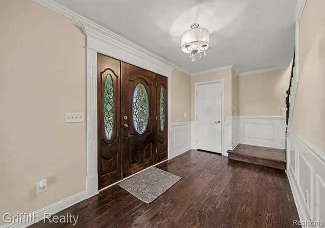 Photo 3 of Sale Pending at 3937 Green Hills Dr, Pinckney, MI 48169 9256 | MLS# 61024487 | Listing updated on 2026-09-04