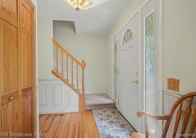 Photo 3 of Single family home for sale at 37921 W Meadowhills Dr, Northville, MI 48167 | MLS# 61026568 | Listing updated on 2026-09-14