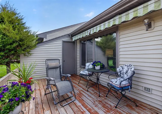 Photo 4 of Condo for sale at 2880 S Wood Dale Dr, Jackson, MI 49203 | MLS# 70554819 | Listing updated on 2026-09-10