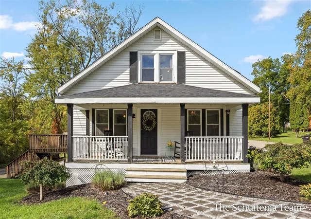 Photo 3 of Single family home for sale at 13669 Church St, Coopersville, MI 49404 | MLS# 70562507 | Listing updated on 2026-10-20