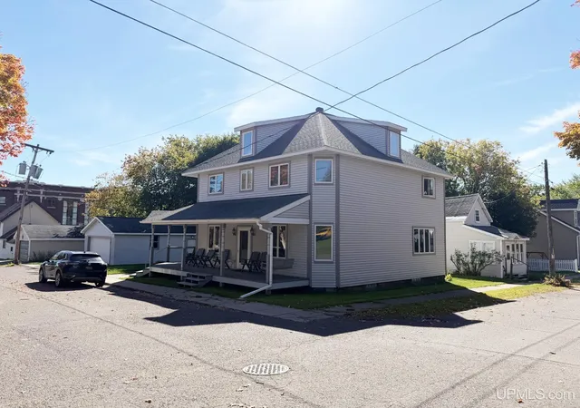 Single family home for sale at 630 7th Street, Lake Linden, MI 49945 | MLS# 50224107