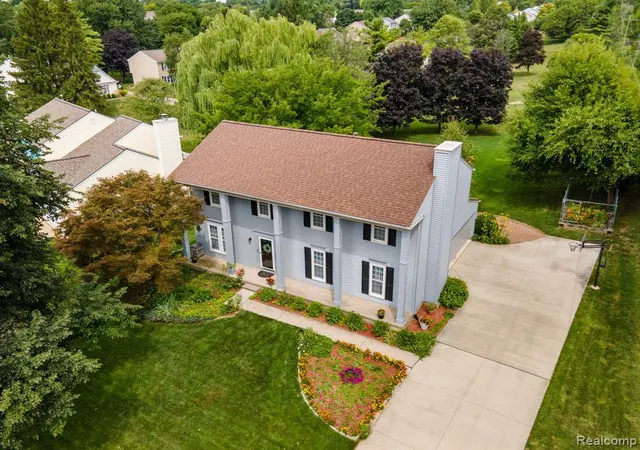 Photo 2 of Sale Pending at 1952 Cedaredge Rd, Rochester Hills, MI 48306 3100 | MLS# 61023323 | Listing updated on 2026-09-25